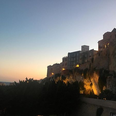 Апартаменты Sa Domu Nostra Кальяри Экстерьер фото
